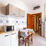 Guesthost - Bella Vista With Seaview Balcony *