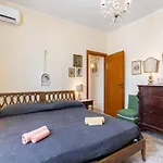 Guesthost - Bella Vista With Seaview Balcony