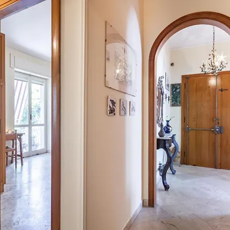 Daire Bella Vista With Seaview Balcony