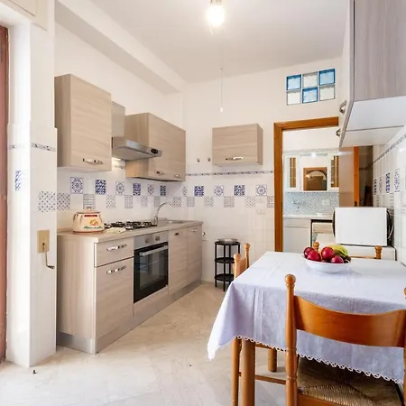 Daire Bella Vista With Seaview Balcony *